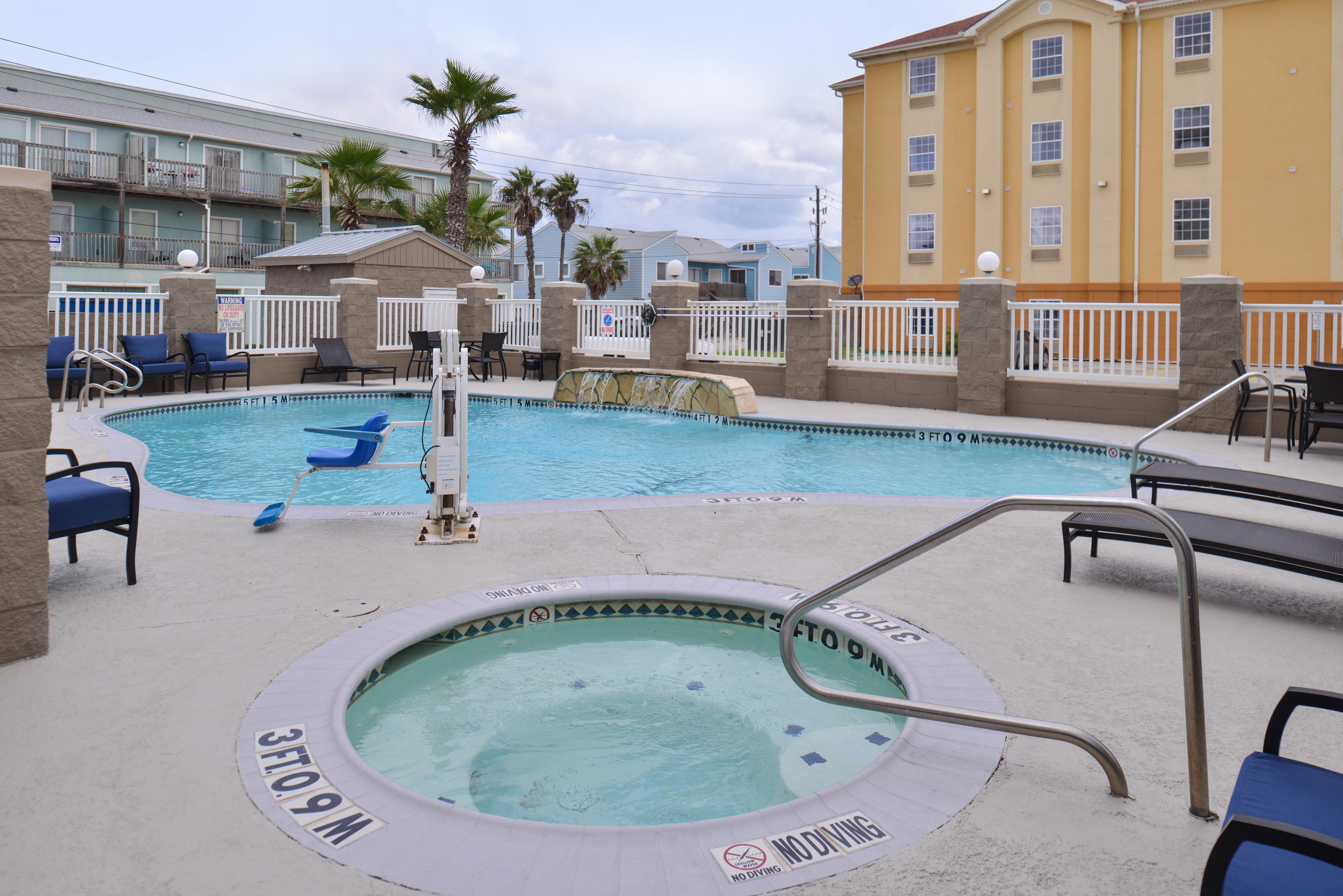 Holiday Express & Corpus Christi-n Padre Island By Ihg Hotel 2*